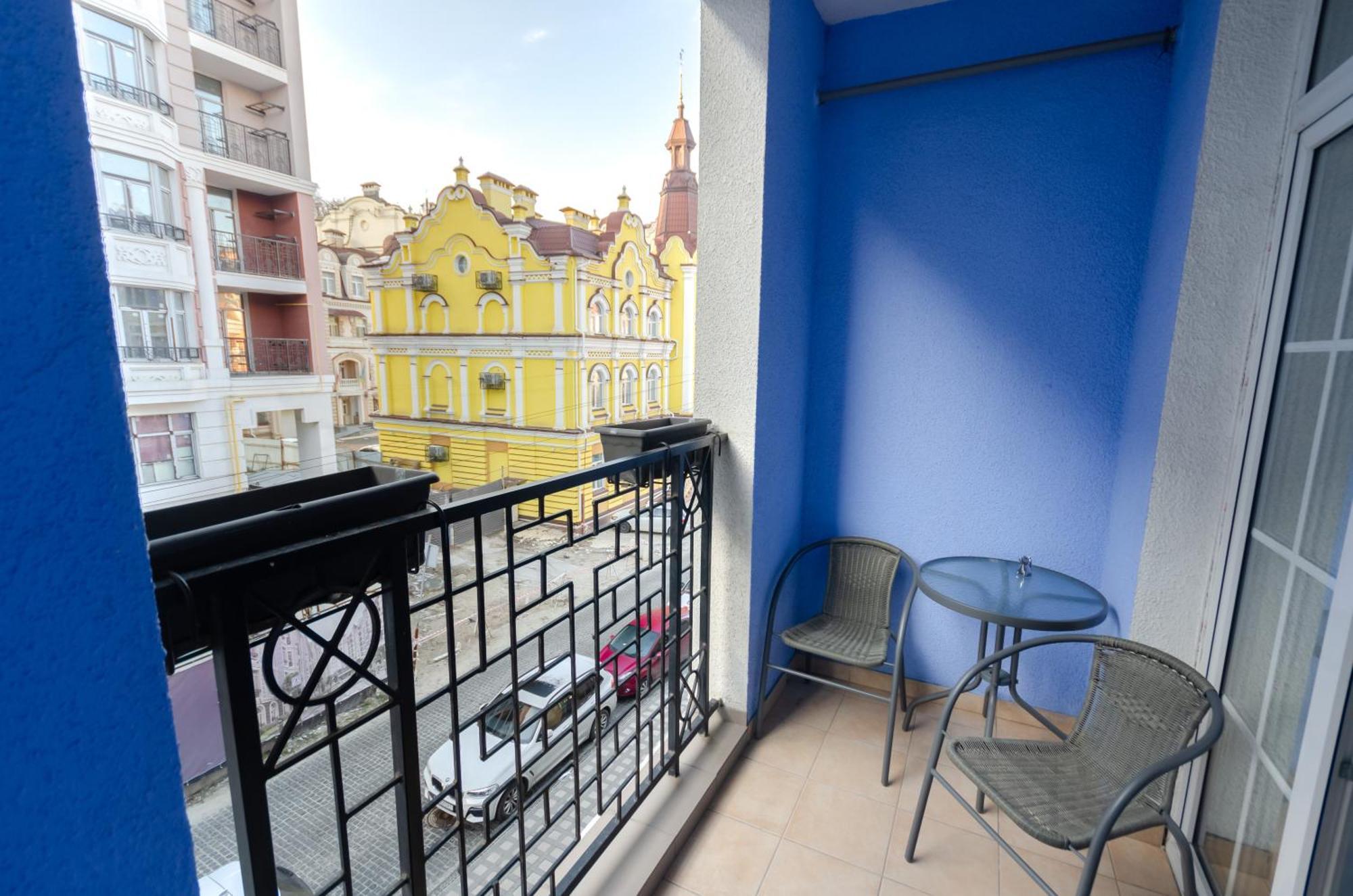 Petrovdom Apartments 3-6 In Rc Vozdvizhenka Podil, Dehtiarna,6 Kyiv Exterior foto